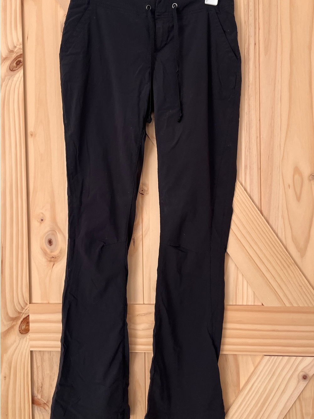 Columbia Anytime Outdoor Bootcut Pants Women’s 6 Black Omni-Shield UPF 50